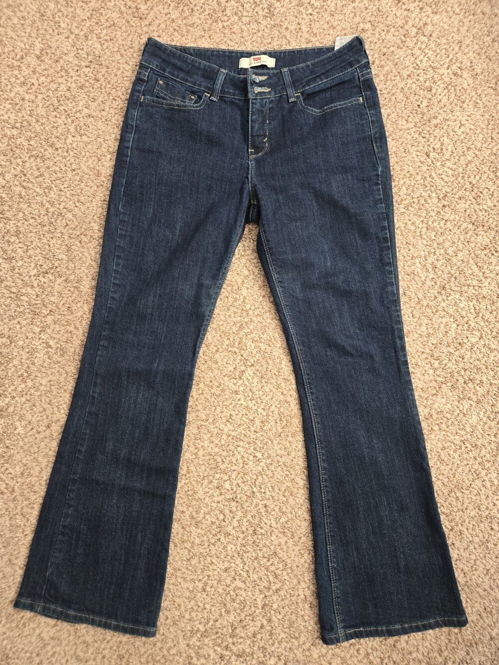 LEVIS 526 Slender Boot Jeans Womens Size 29 Dark Wash Pockets Western Bootcut